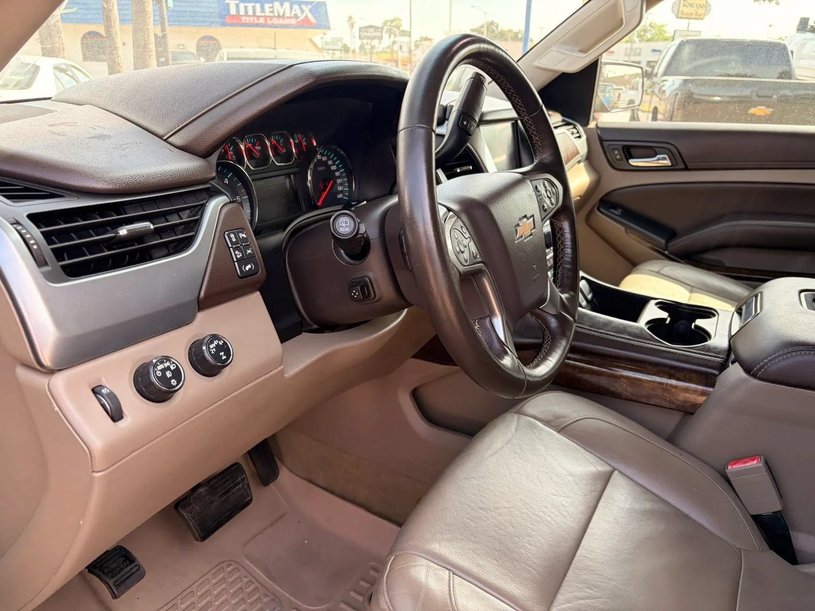 Used 2018 Chevrolet Tahoe LT AWD/4WD image 15