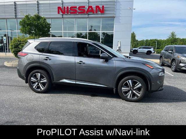 Certified 2023 Nissan Rogue SL w/ SL Premium Package AWD/4WD image 18