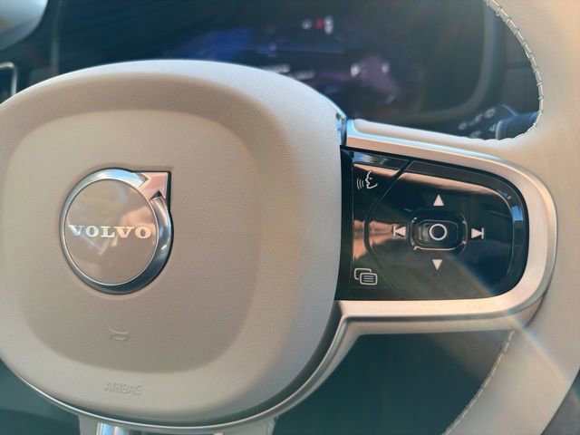 New 2026 Volvo XC40 B5 Ultra w/ Protection Package Premier image 19