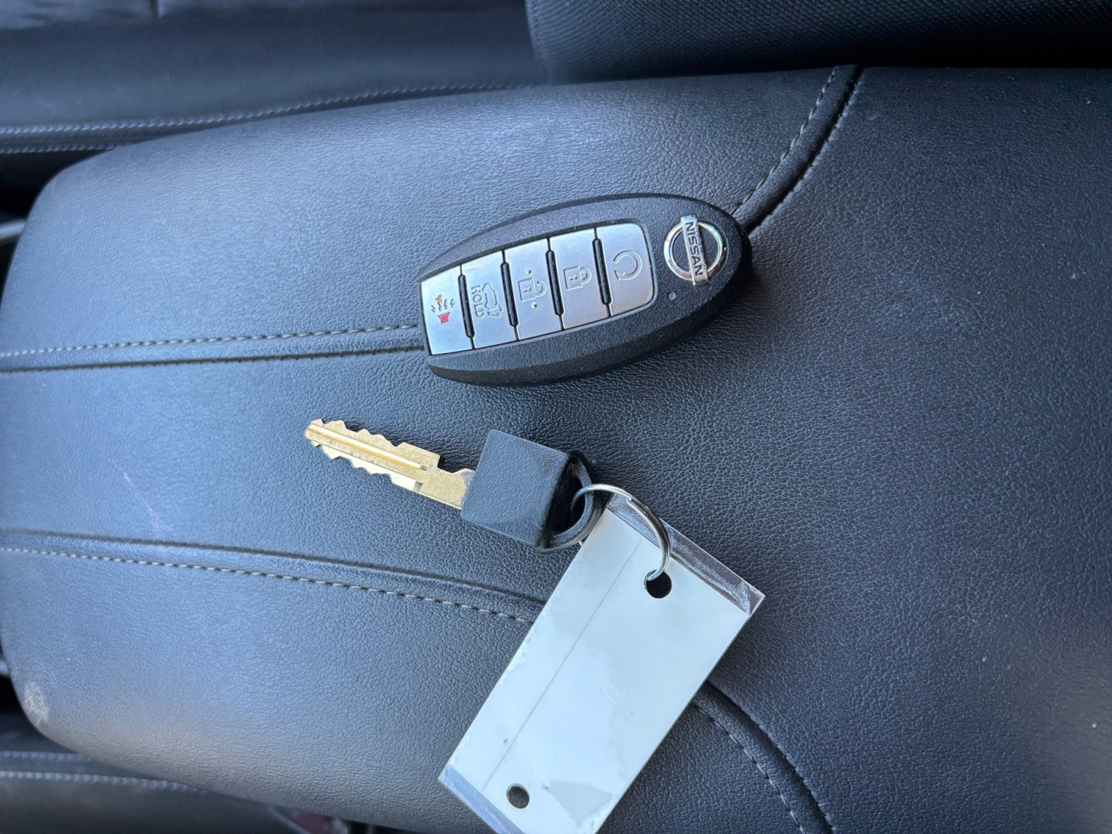 Used 2020 Nissan Rogue SV image 33