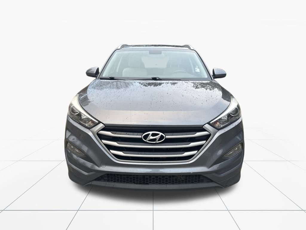 Used 2017 Hyundai Tucson SE image 2