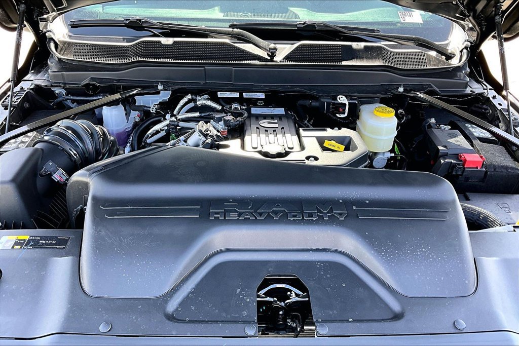 New 2026 RAM 2500 Tradesman AWD/4WD image 31