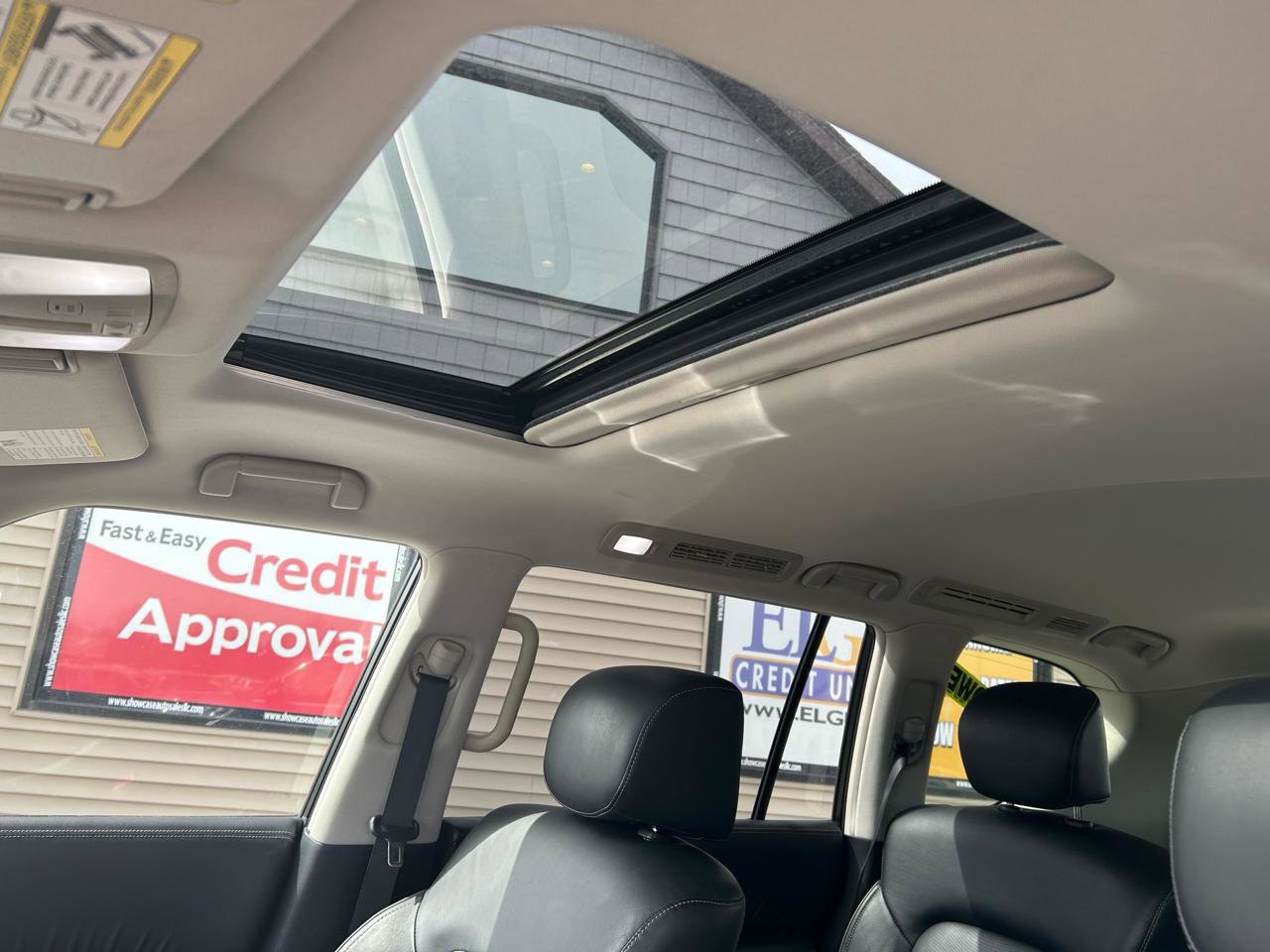 Used 2015 INFINITI QX80 4WD w/ Theater Package image 23