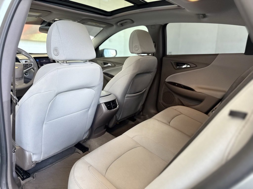 Used 2024 Chevrolet Malibu LT image 38