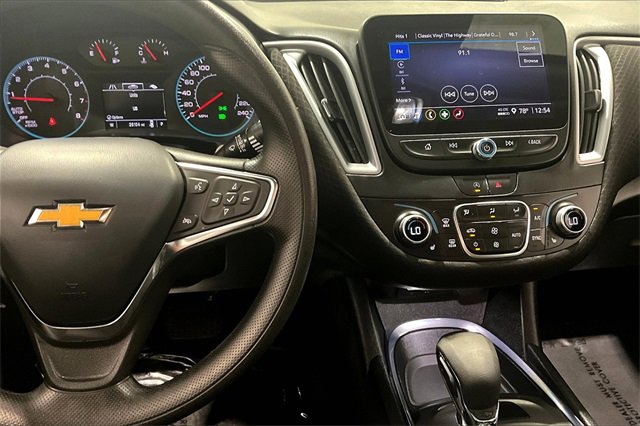 Used 2023 Chevrolet Malibu LT image 12