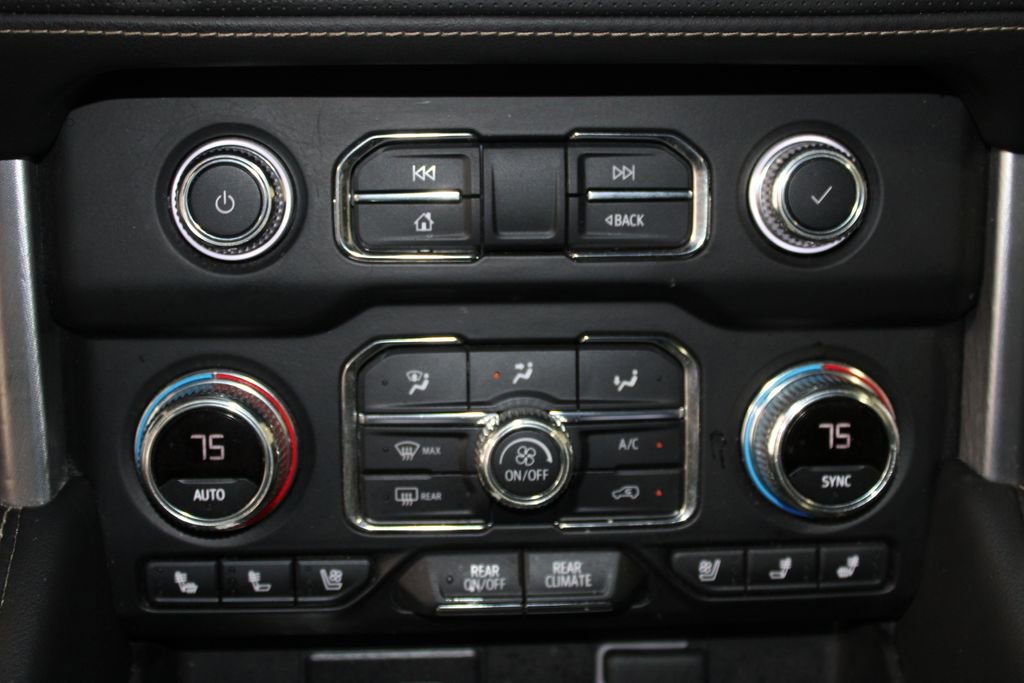 Used 2023 GMC Yukon XL SLT w/ SLT Luxury Package RWD image 56