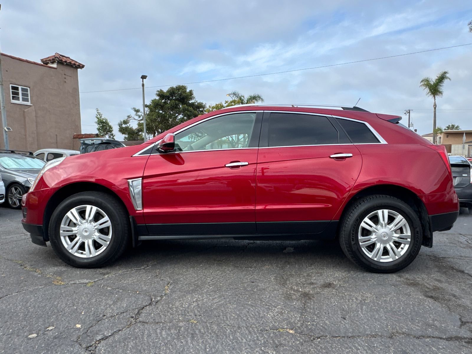 Used 2016 Cadillac SRX Luxury w/ Driver Awareness Package image 5
