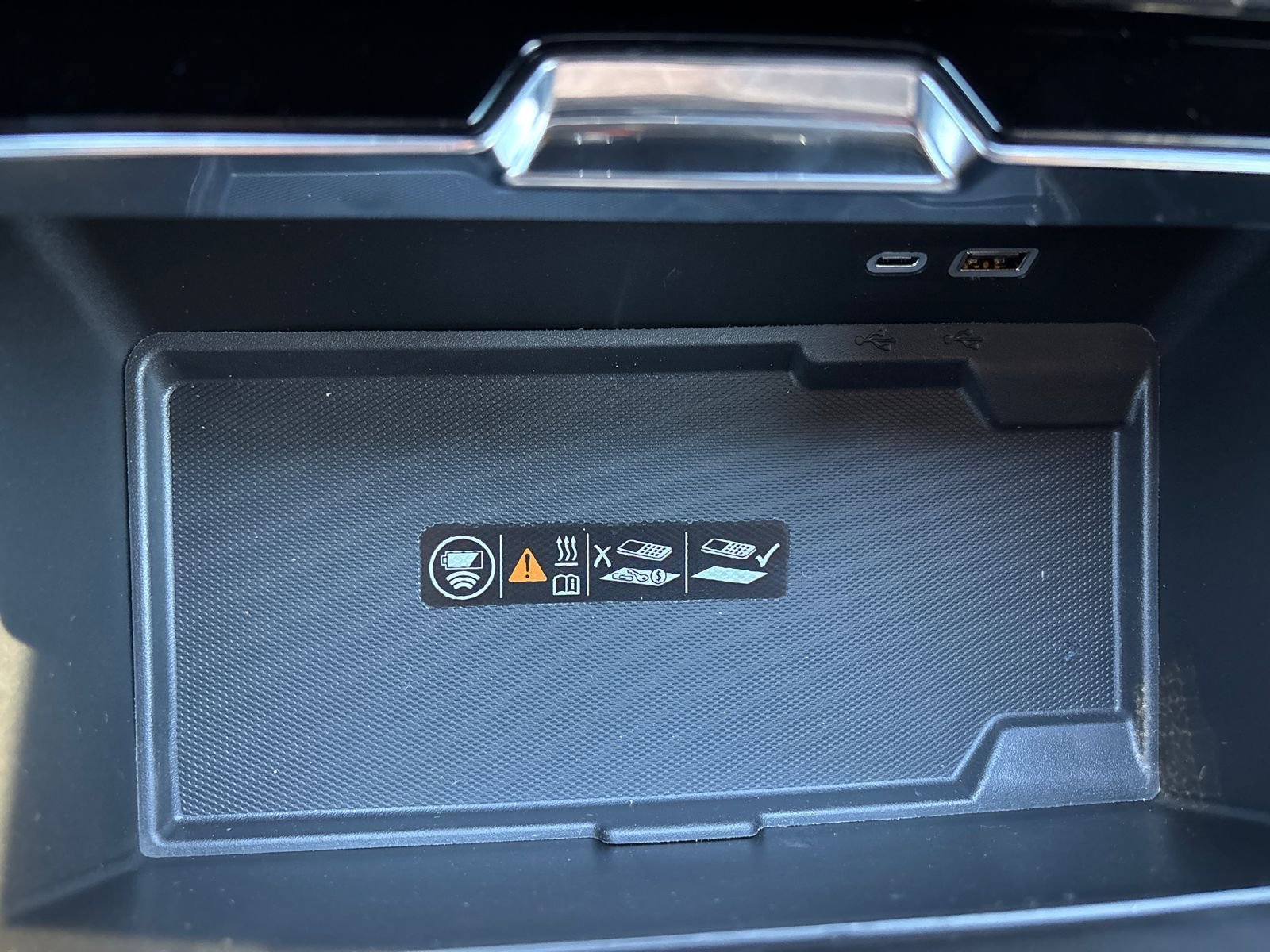 New 2026 GMC Yukon Denali w/ Denali Reserve Package image 11