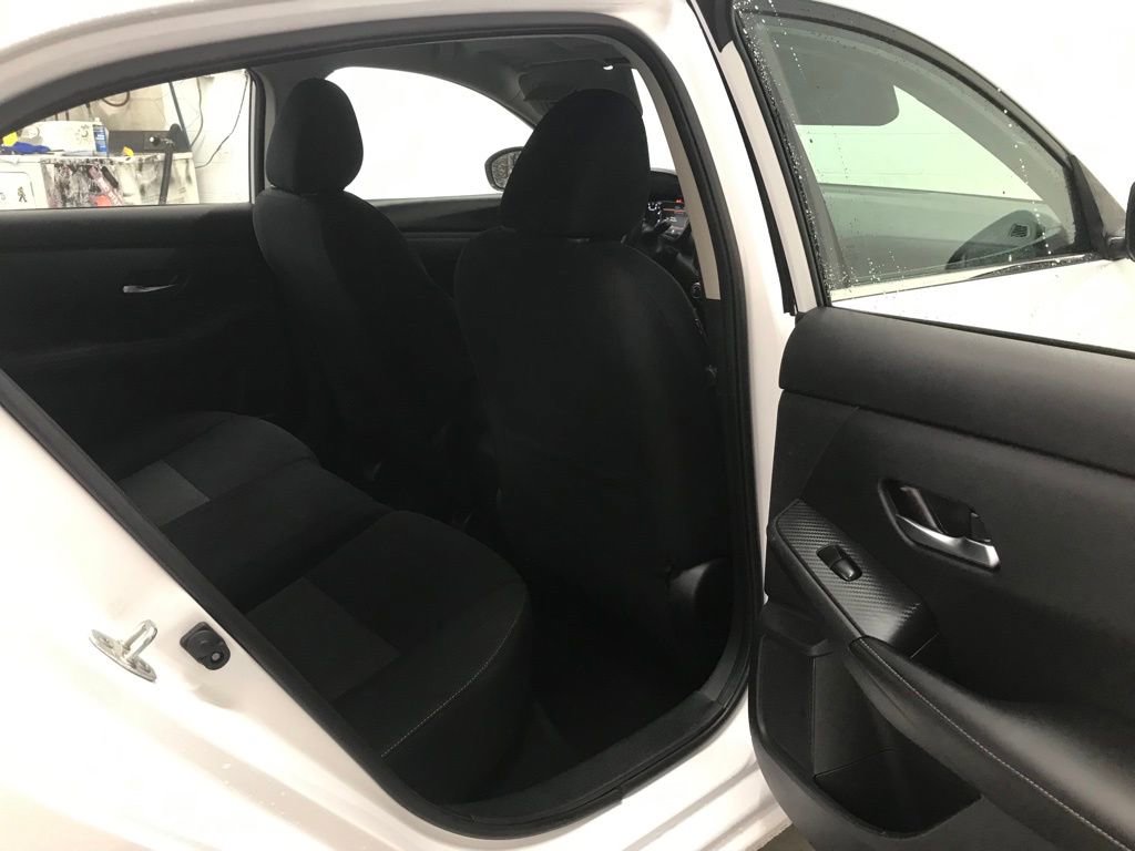 Used 2023 Nissan Sentra SV image 30