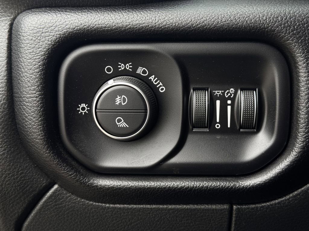 Used 2024 RAM 2500 Laramie w/ Night Edition image 22