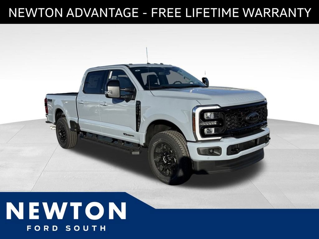 New 2026 Ford F250 Lariat w/ Black Appearance Package
