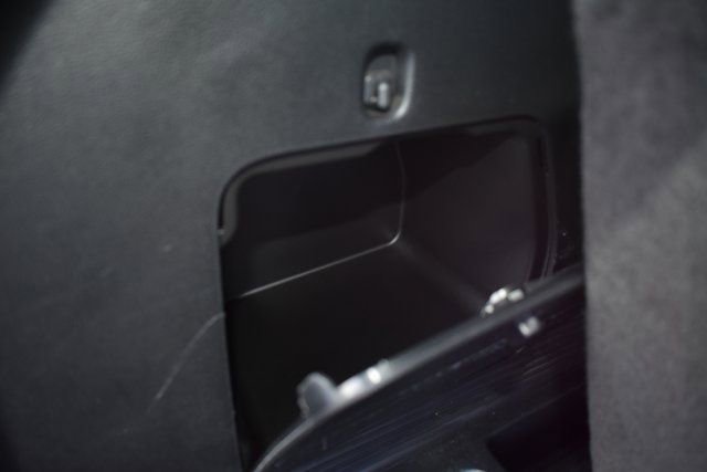 Used 2023 Ford Explorer XLT w/ Equipment Group 202A image 40