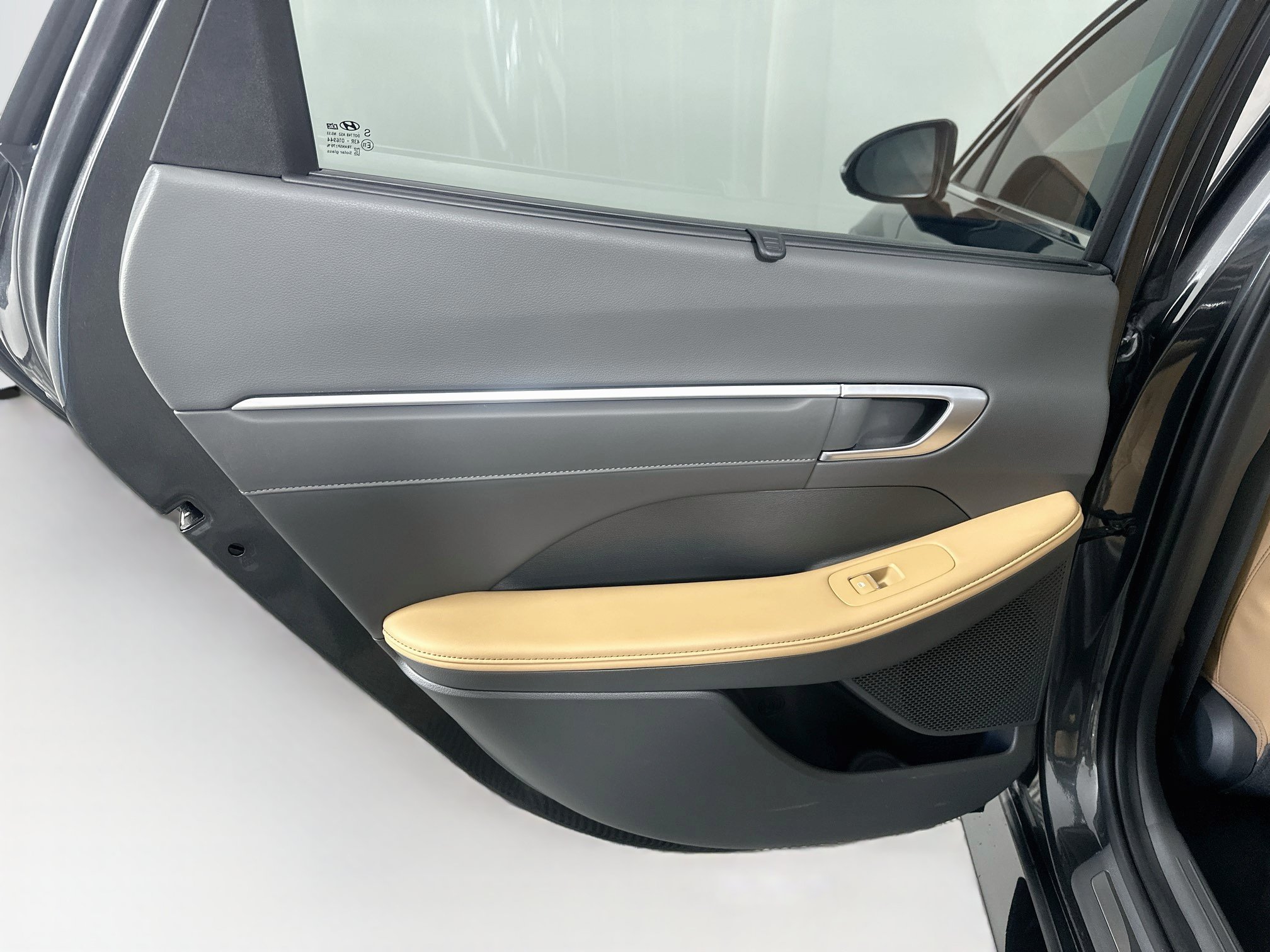 Used 2022 Hyundai Sonata Limited FWD image 26