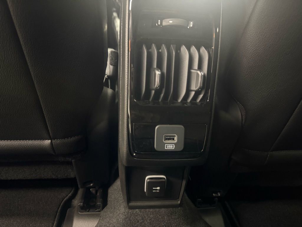 New 2026 Jeep Compass Limited image 33