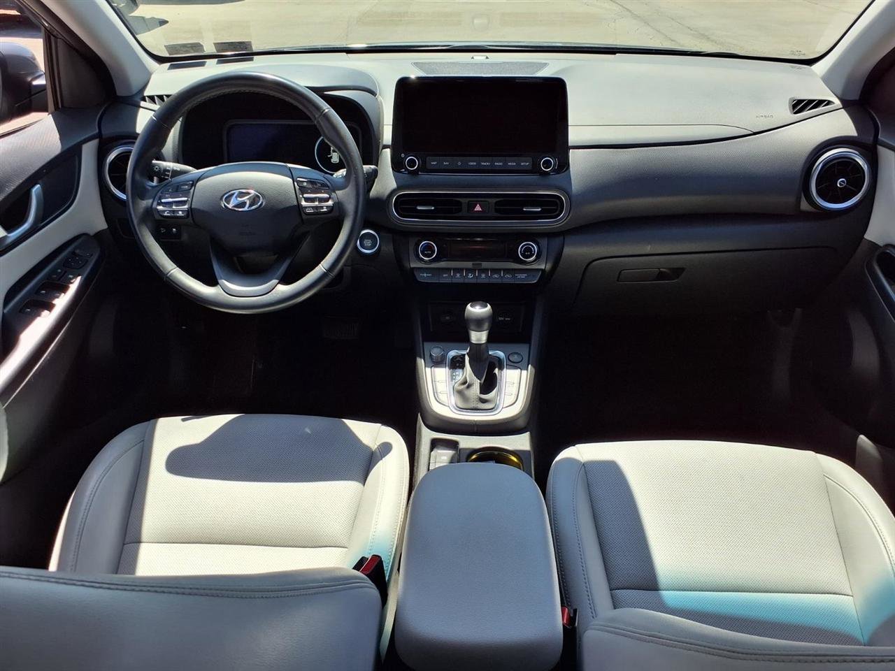 Used 2023 Hyundai Kona Limited AWD/4WD image 10