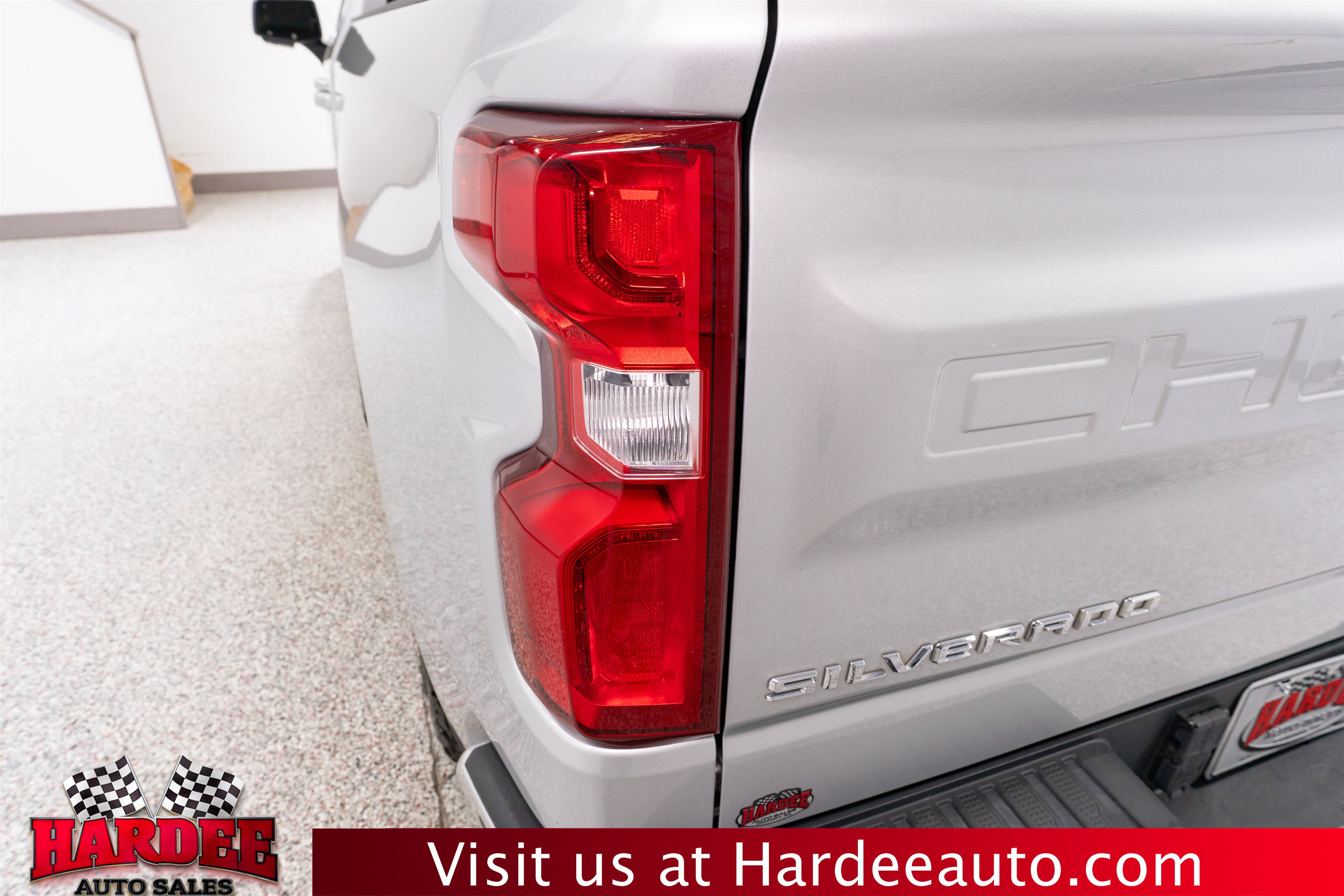 Used 2022 Chevrolet Silverado 1500 RST w/ RST All Star Premium Package AWD/4WD image 9