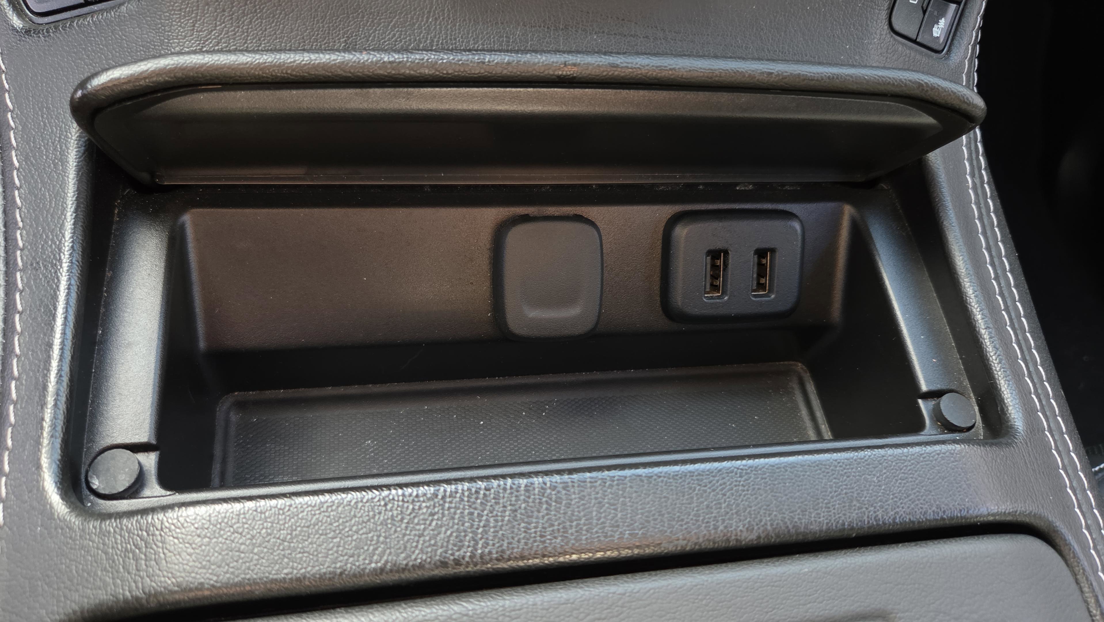 Used 2020 Chevrolet Tahoe Premier w/ RST Edition image 26