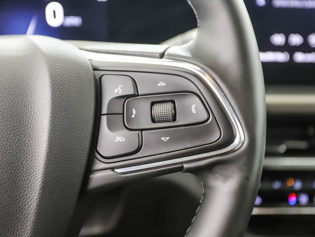 Used 2025 Buick Envista Avenir image 12