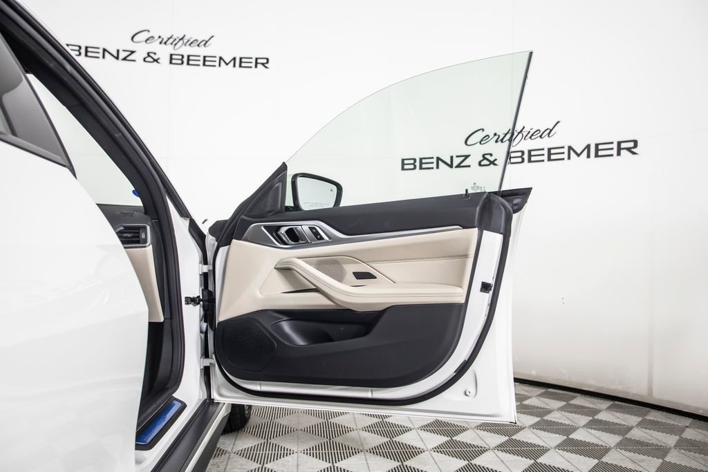 Used 2023 BMW i4 eDrive35 RWD image 19