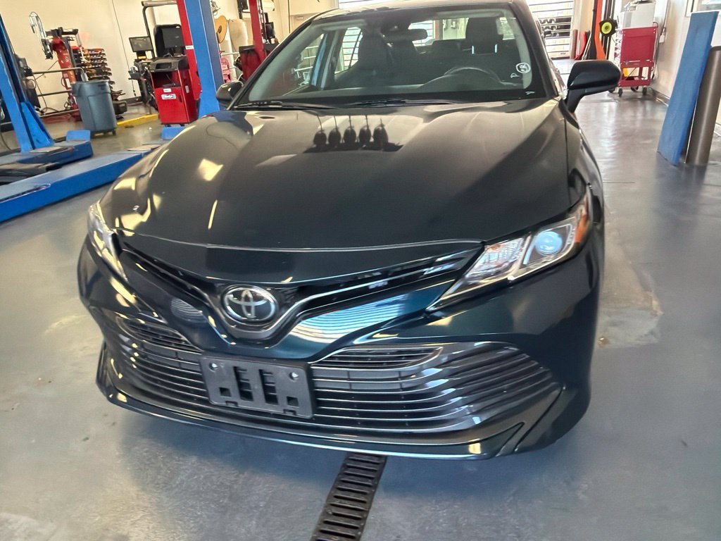 Used 2019 Toyota Camry LE FWD image 7
