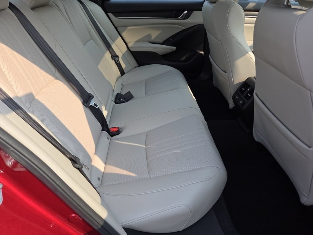 Certified 2021 Honda Accord Touring image 28