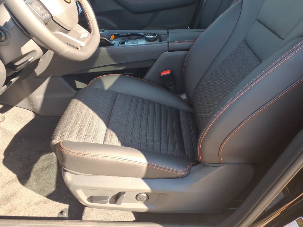 New 2027 Nissan Rogue SV w/ Rock Creek Premium Package AWD/4WD image 18