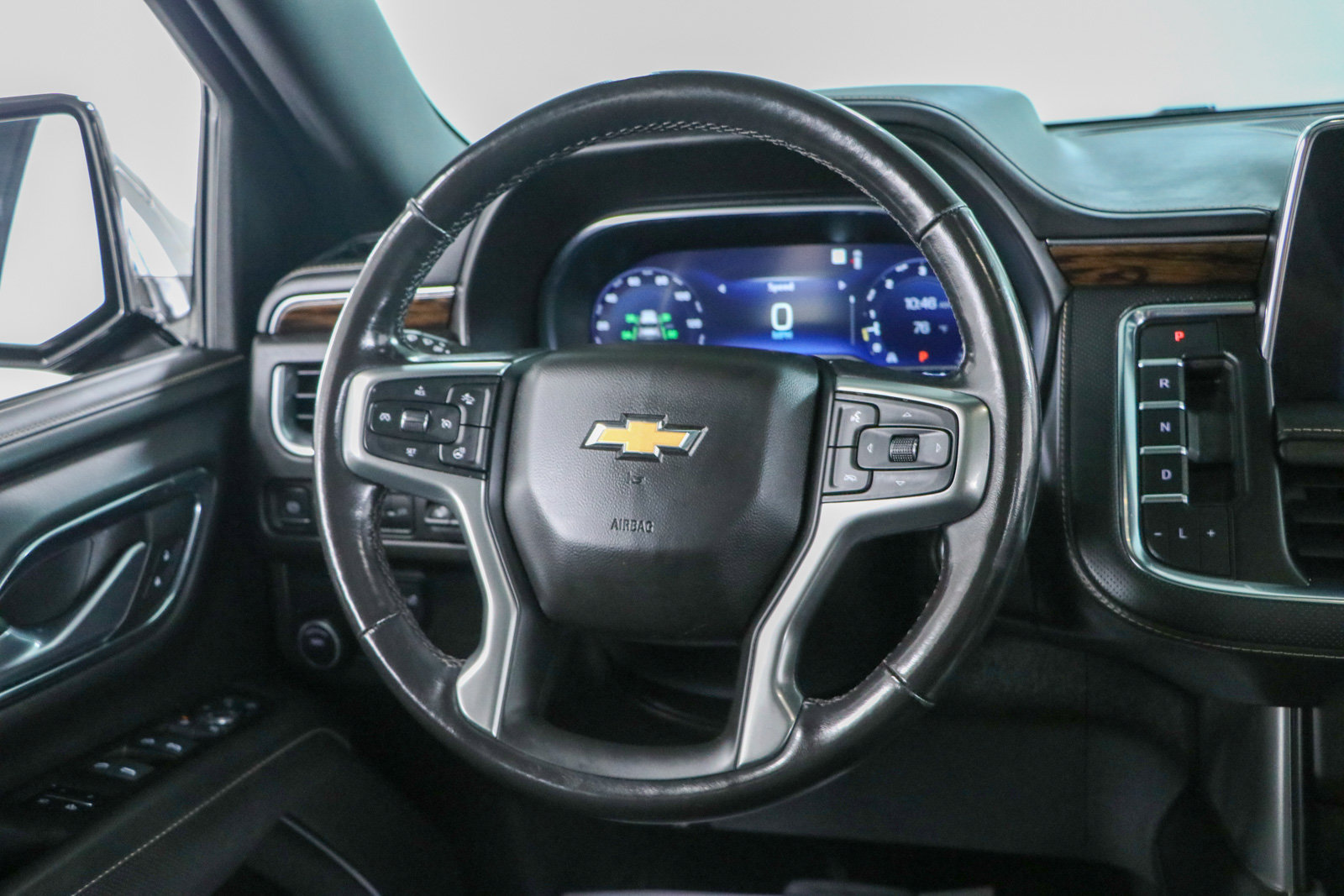Used 2022 Chevrolet Tahoe Premier RWD image 13