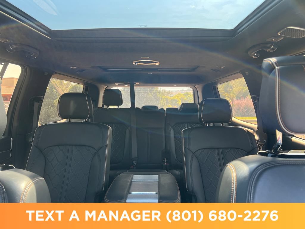 Used 2023 Jeep Grand Wagoneer Series III AWD/4WD image 32