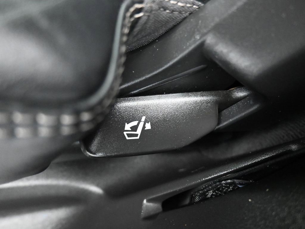 Used 2021 Volvo XC90 T6 Inscription image 38