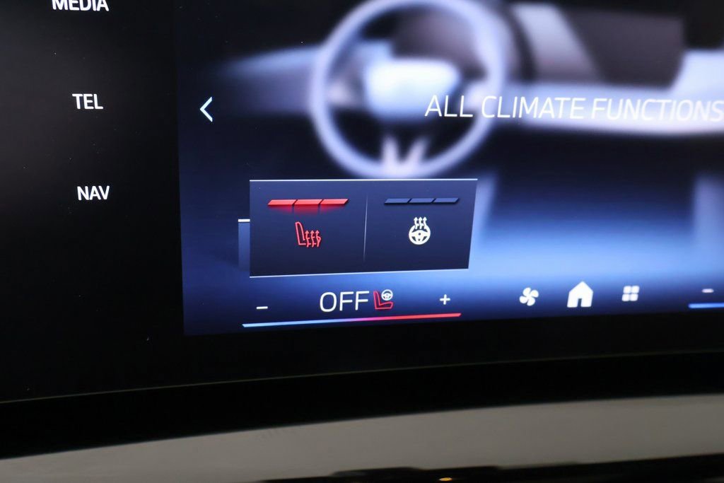 Used 2025 BMW X1 xDrive28i image 7