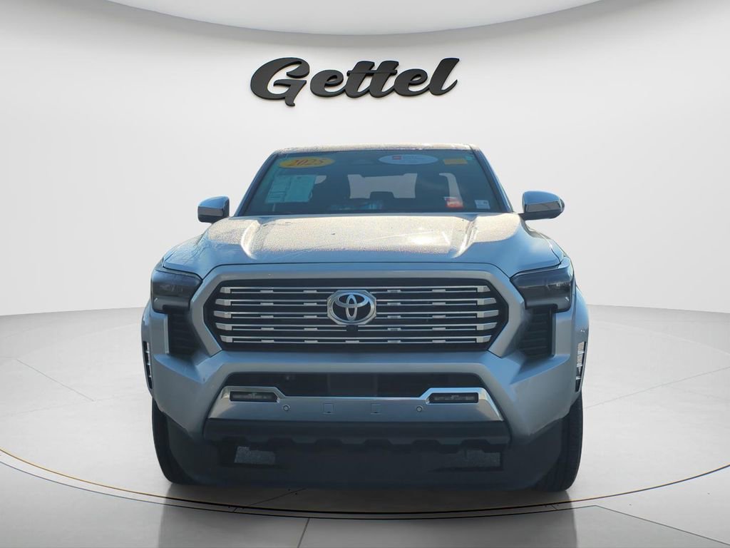 Used 2025 Toyota Tacoma Limited image 8