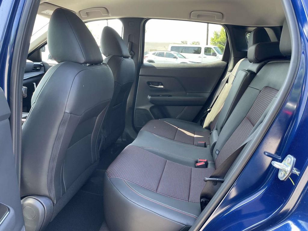 New 2026 Nissan Kicks SR FWD image 10