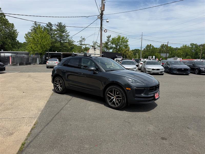 Used 2025 Porsche Macan Turbo AWD/4WD image 10