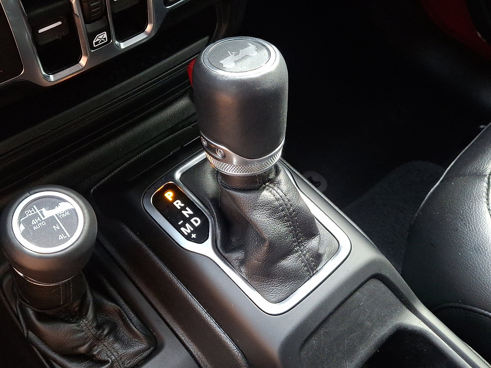 Used 2022 Jeep Wrangler Unlimited Sahara image 14