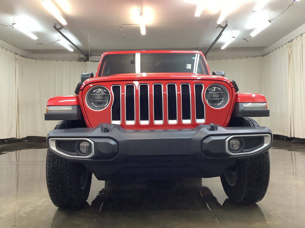 Used 2018 Jeep Wrangler Unlimited Sahara AWD/4WD image 11