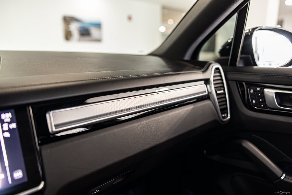 Used 2022 Porsche Cayenne S AWD/4WD image 32