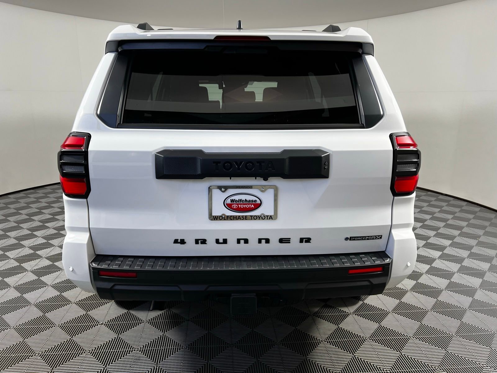 Certified 2025 Toyota 4Runner TRD Off-Road image 6