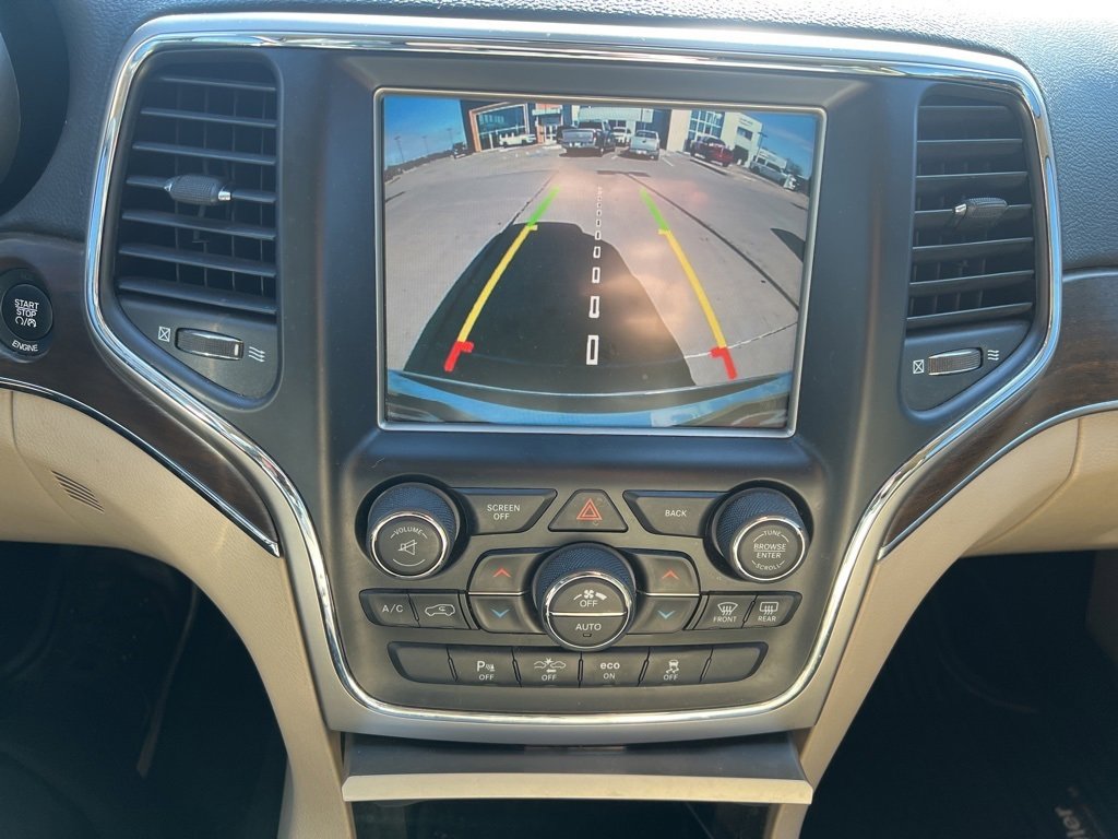 Used 2015 Jeep Grand Cherokee Limited w/ Luxury Group II image 12