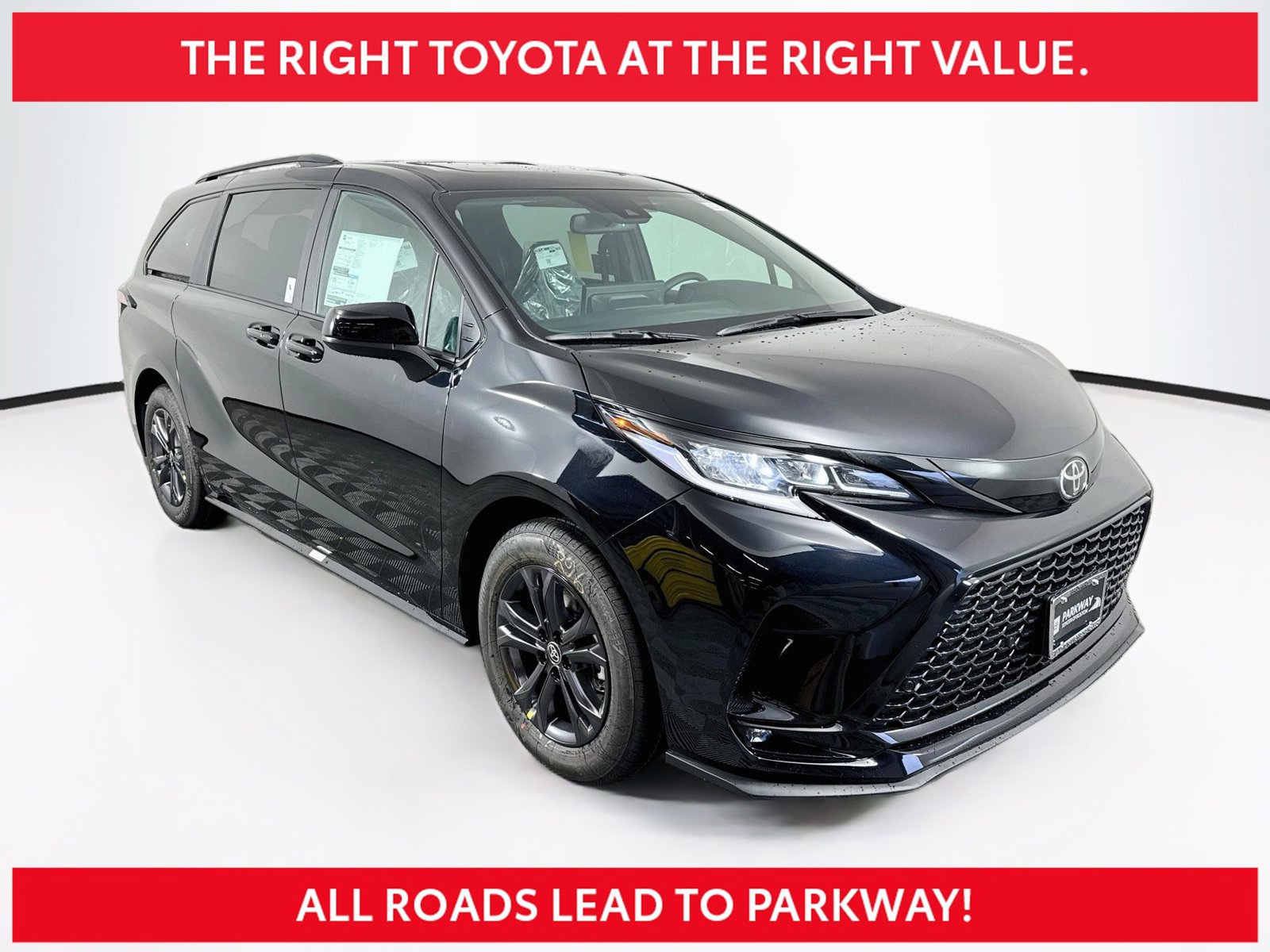 New 2026 Toyota Sienna XSE AWD/4WD image 1