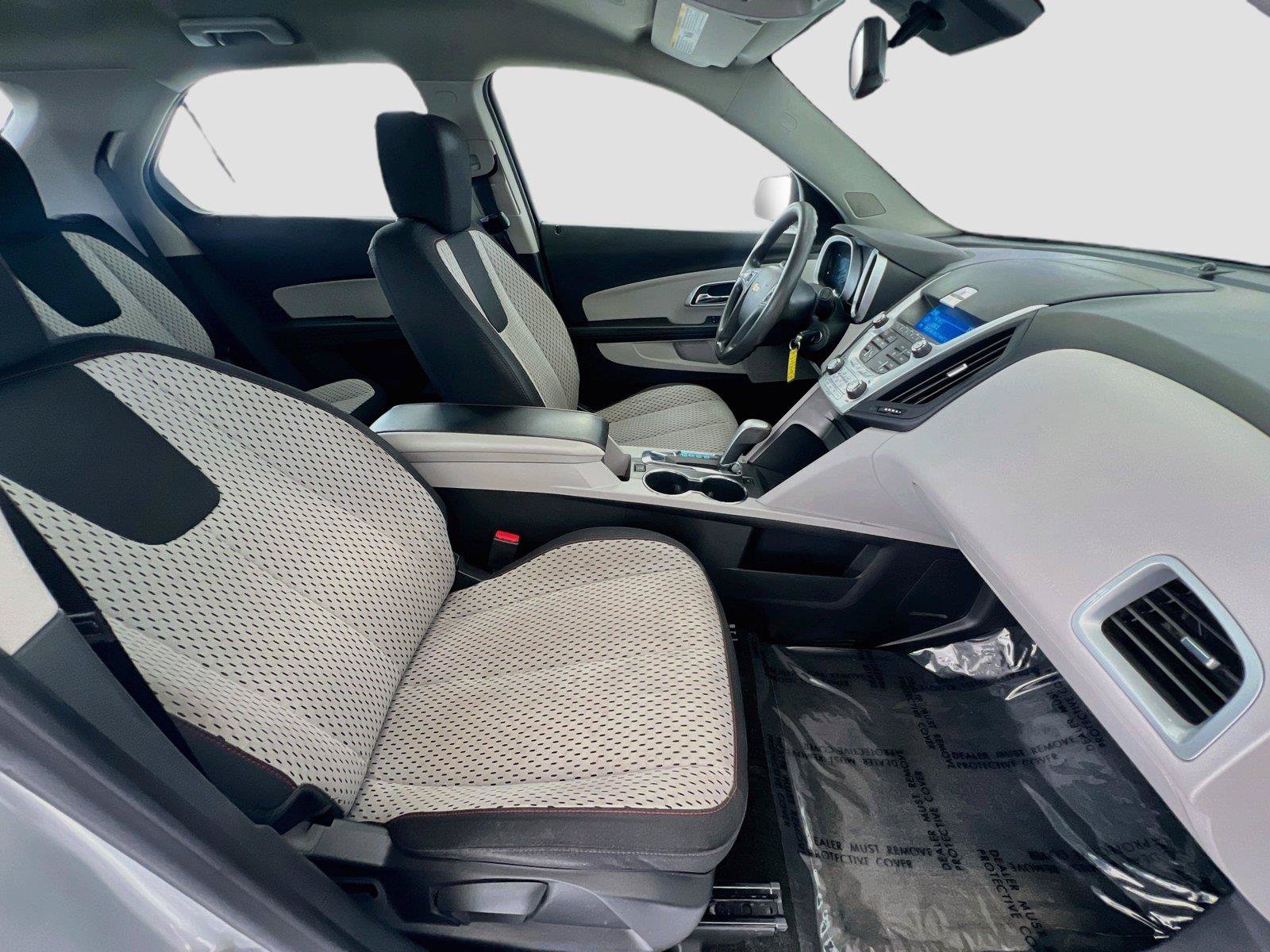 Used 2015 Chevrolet Equinox LS FWD image 24