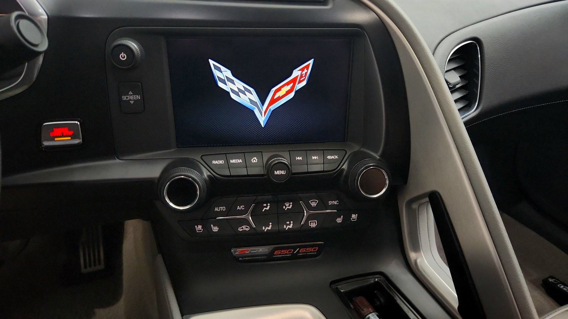 Certified 2019 Chevrolet Corvette Z06 RWD image 19