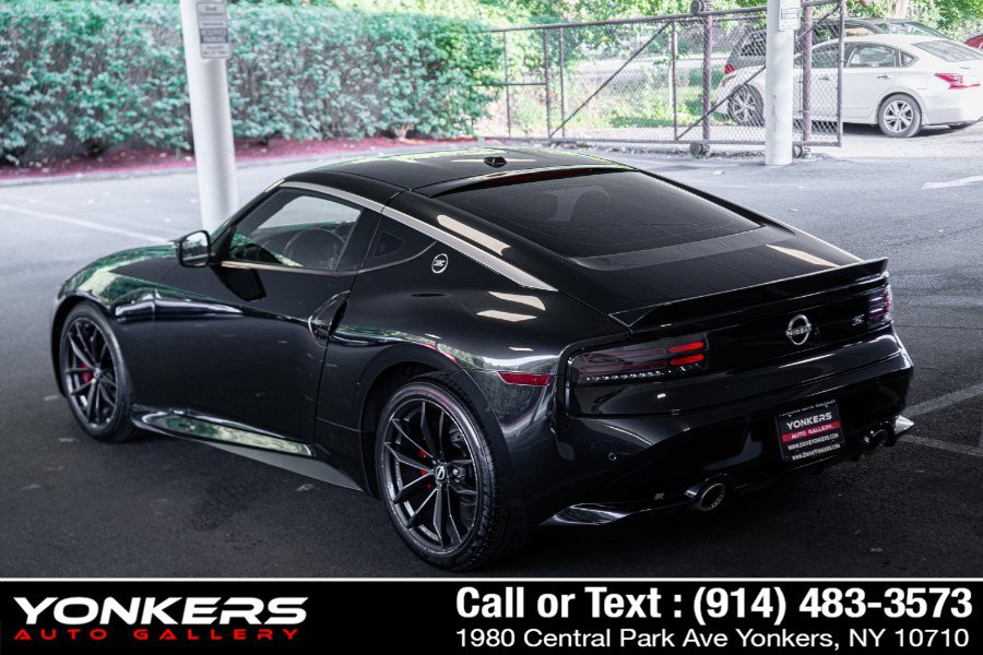 Used 2024 Nissan Z Performance w/ Floor Mat Package RWD image 19