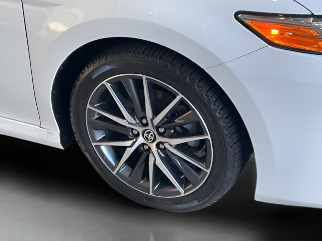 Used 2021 Toyota Camry XLE FWD image 26