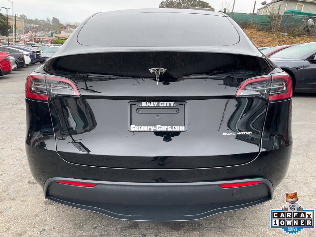 Used 2023 Tesla Model Y Long Range AWD/4WD image 4