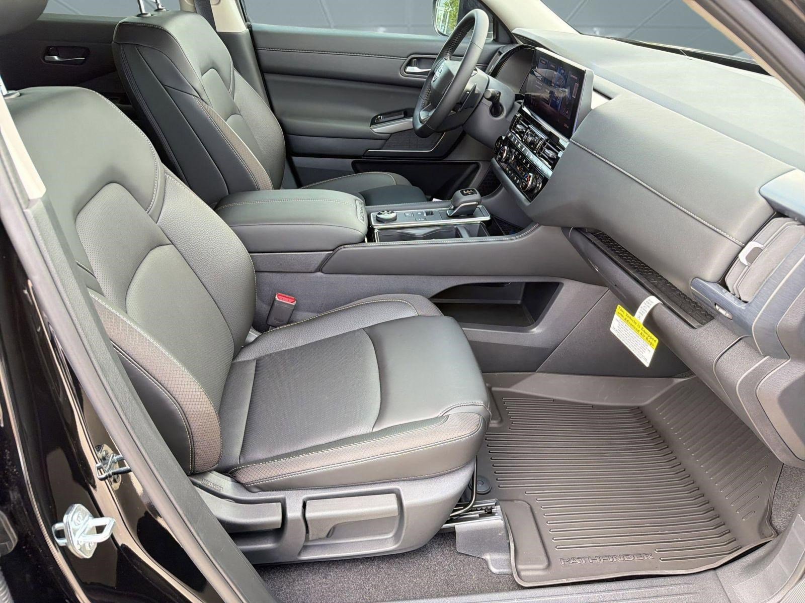 New 2026 Nissan Pathfinder SL image 29