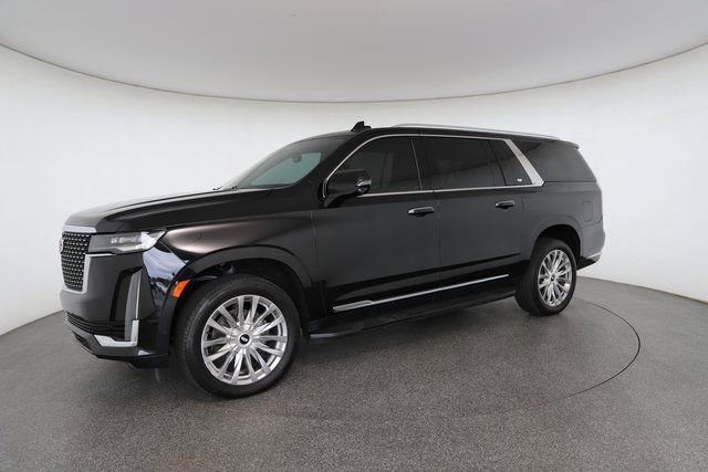 Used 2022 Cadillac Escalade ESV Premium Luxury image 3