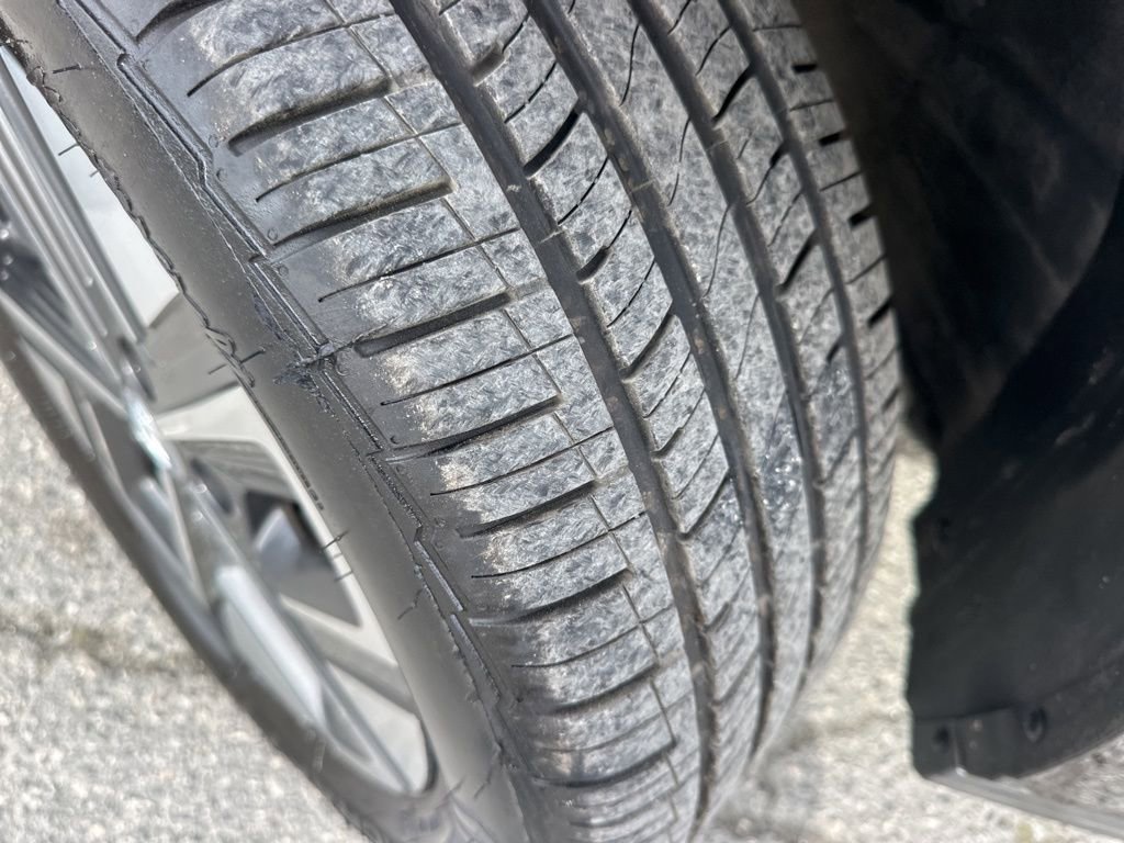 Used 2023 Hyundai Kona SE image 32