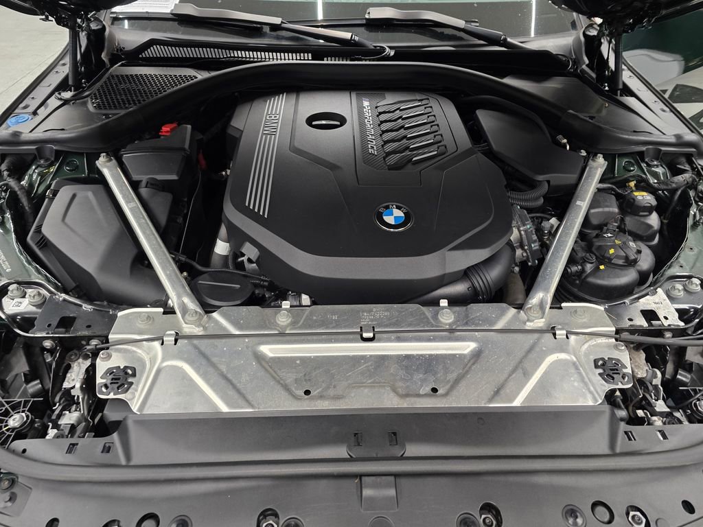 Used 2023 BMW 440i xDrive Coupe w/ Premium Package image 13