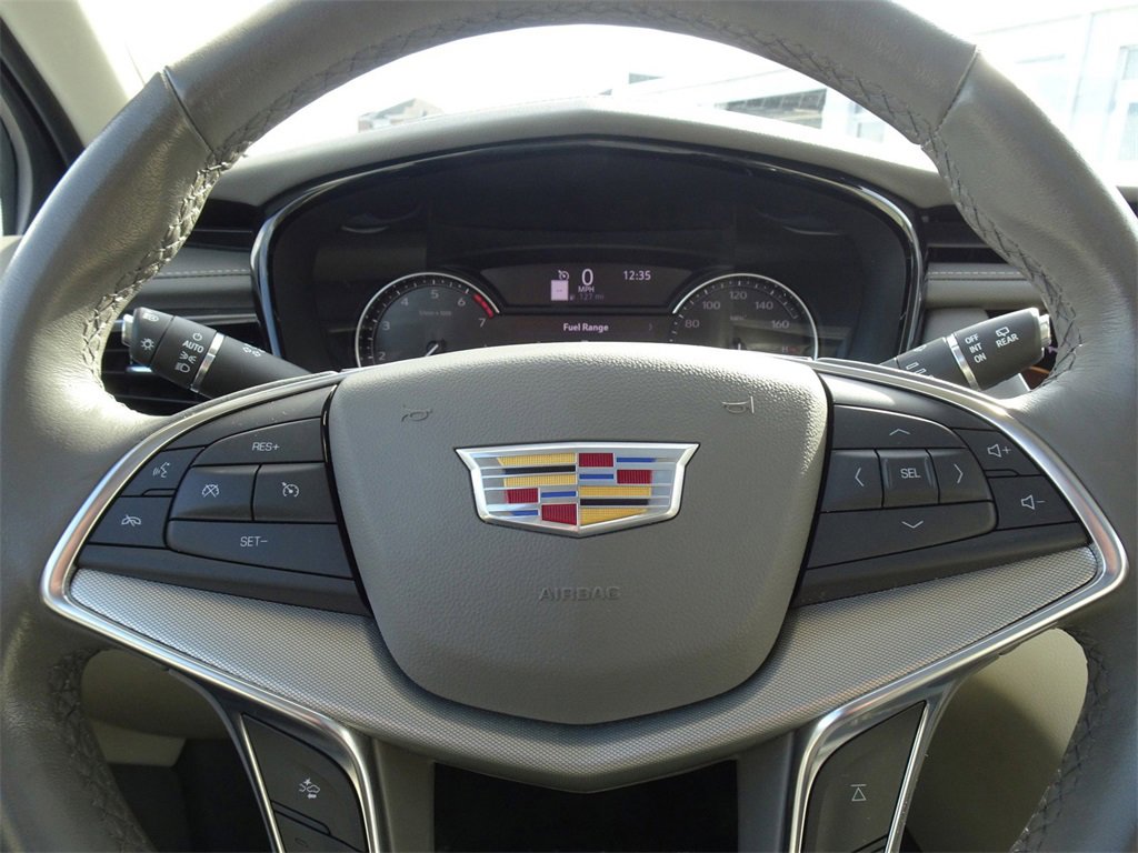 Certified 2023 Cadillac XT5 Premium Luxury w/ LPO, Floor Liner Package image 21