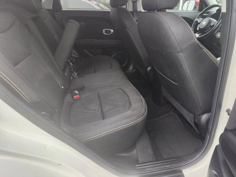 Used 2016 Kia Soul + w/ Designer's Package image 10